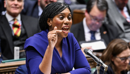 جدل في البرلمان: بادينوك تصف وزيرة المالية بأنها 'عديمة الشجاعة وبلا هدف'