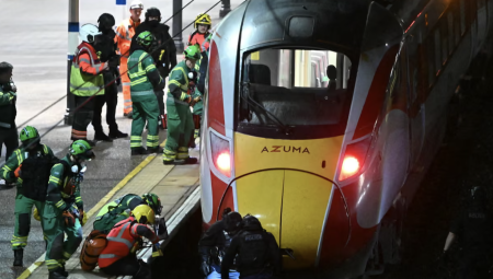 تسعة مصابين بحالة حرجة في هجوم طعن على متن قطار قرب كامبريدج